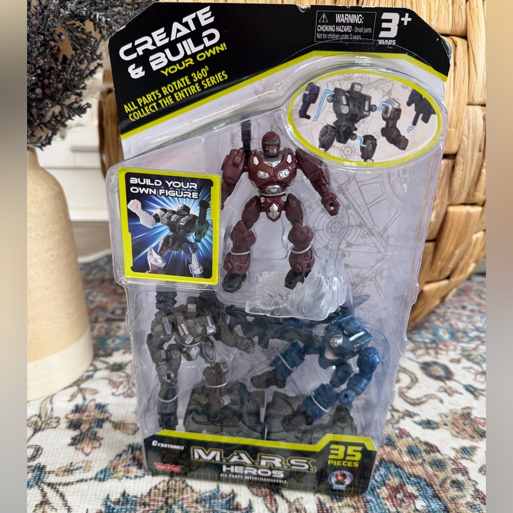 New M.A.R.S. Heroes Create & Build Your Own Figure 35 pieces - Cybotronix